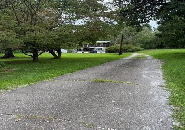 Photo 2 of Single family home for sale at 305 Repp Rd, Plum Boro, PA 15068 | MLS# 1774273 | Listing updated on 2026-09-13