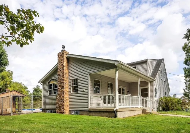 Photo 3 of Single family home for sale at 3711 E State Route 819, Bell Twp, PA 15681 | MLS# 1774267 | Listing updated on 2026-09-13