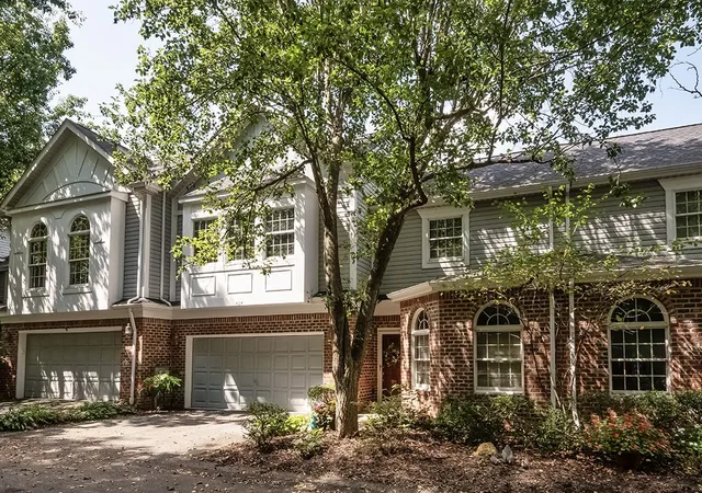 Condo for sale at 404 Waterside Dr, Peters Twp, PA 15317 | MLS# 1774151