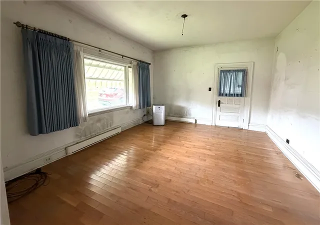 Photo 4 of Single family home for sale at 115 Main St, Brownsville, PA 15417 | MLS# 1774281 | Listing updated on 2026-09-13