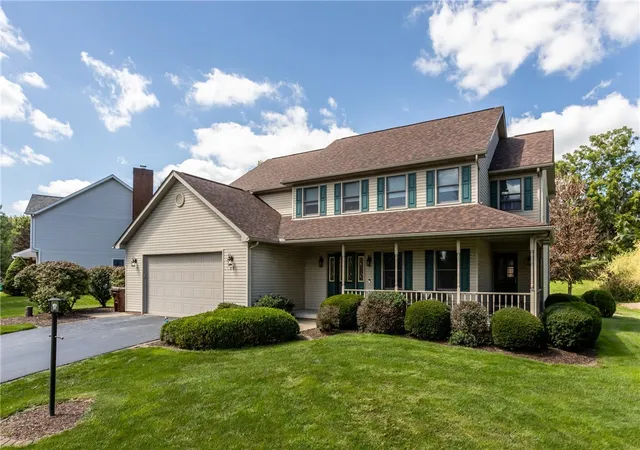 Photo 2 of Single family home for sale at 30 Westminster Pl, Pine Twp, PA 16127 | MLS# 1774311 | Listing updated on 2026-09-14