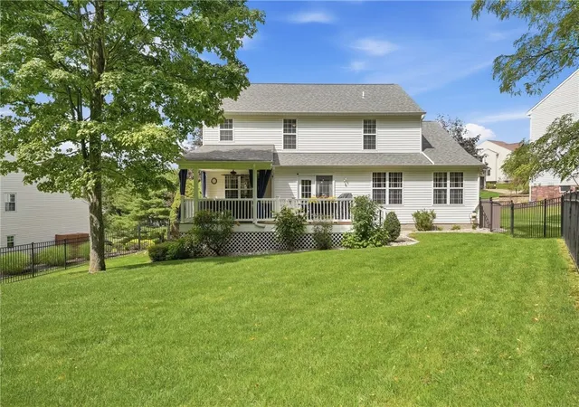 Photo 2 of Single family home for sale at 931 White Water Dr, Adams Twp, PA 16046 | MLS# 1774316 | Listing updated on 2026-09-14
