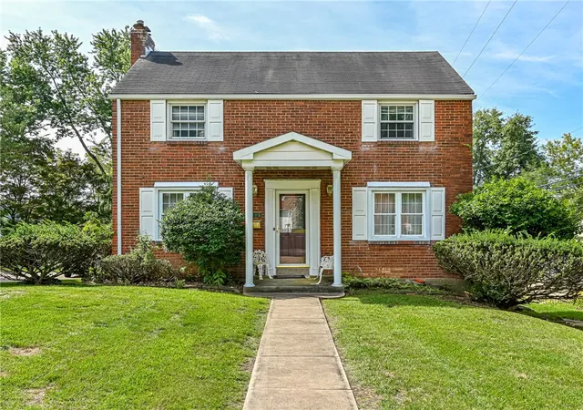 Photo 2 of Single family home for sale at 105 Orchard Spring Rd, Scott Twp, PA 15220 | MLS# 1774297 | Listing updated on 2026-10-10