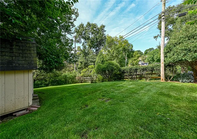 Photo 3 of Single family home for sale at 105 Orchard Spring Rd, Scott Twp, PA 15220 | MLS# 1774297 | Listing updated on 2026-09-14