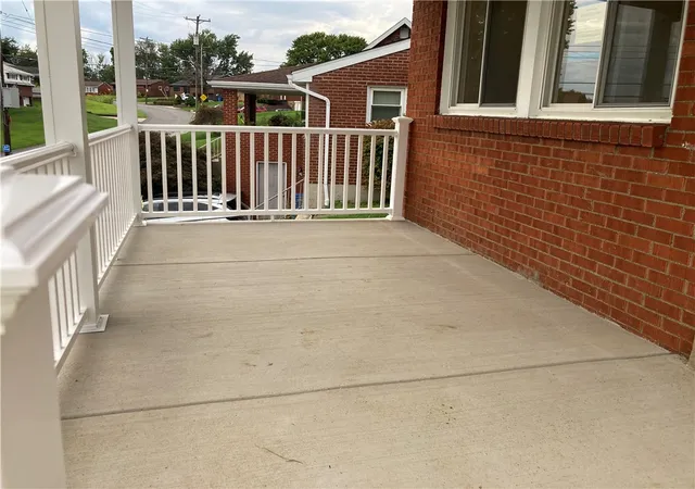 Photo 2 of Single family home for sale at 905 Lindsay Rd, Scott Twp, PA 15106 | MLS# 1773839 | Listing updated on 2026-09-14