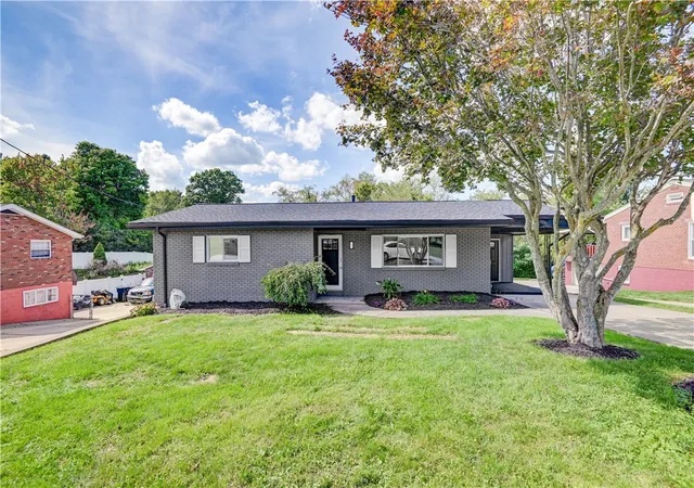 Photo 3 of Single family home for sale at 149 Spring Hl Rd, Center Twp, PA 15001 | MLS# 1774324 | Listing updated on 2026-09-15