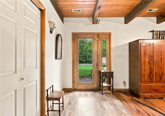 Photo 4 of Single family home for sale at 204 Kreinbrook Hl Rd, Bullskin Twp, PA 15610 | MLS# 1774303 | Listing updated on 2026-09-14
