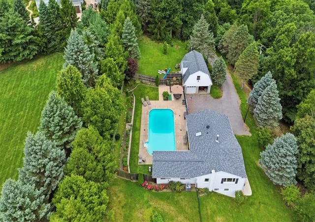Photo 3 of Single family home for sale at 143 Camp Meeting Rd Ext, Bell Acres, PA 15143 | MLS# 1774180 | Listing updated on 2026-09-21