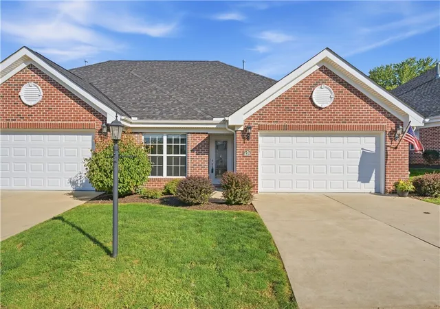 Photo 1 of Condo for sale at 425 River Glen Dr, Economy, PA 15005 | MLS# 1774169 | Listing updated on 2026-09-14