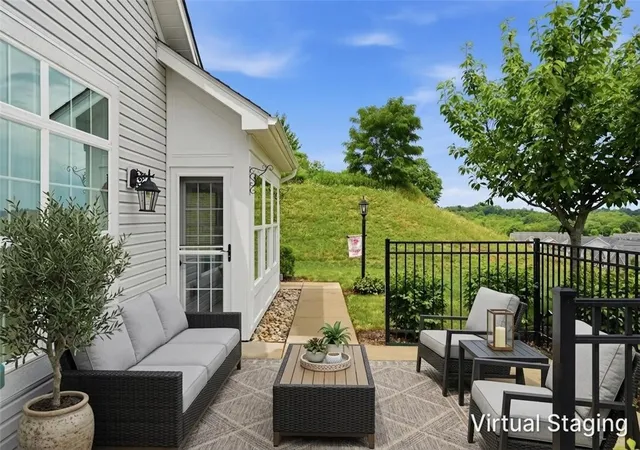 Photo 2 of Sale Pending at 307 Spring Valley Dr, Jackson Twp, PA 16063 | MLS# 1772592 | Listing updated on 2026-10-03