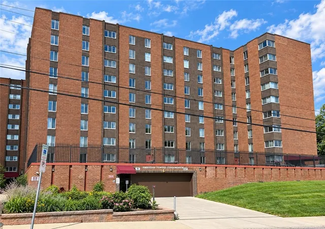 Photo 1 of Condo for sale at 5 Bayard Rd #714, Shadyside, PA 15213 | MLS# 1774059 | Listing updated on 2026-10-03