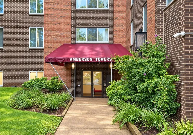 Photo 2 of Condo for sale at 5 Bayard Rd #714, Shadyside, PA 15213 | MLS# 1774059 | Listing updated on 2026-10-21