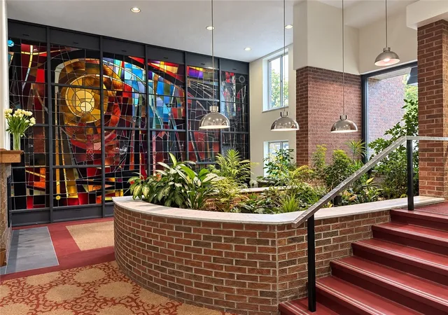 Photo 3 of Condo for sale at 5 Bayard Rd #714, Shadyside, PA 15213 | MLS# 1774059 | Listing updated on 2026-10-21