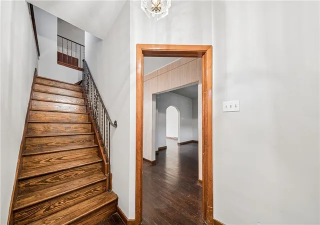 Photo 3 of Single family home for sale at 620 Broadway Ave, Stowe Twp, PA 15136 | MLS# 1774289 | Listing updated on 2026-09-14