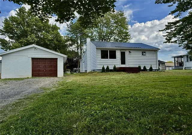 Photo 1 of Single family home for sale at 323 Butler Ave, Franklin Twp, PA 16117 | MLS# 1774360 | Listing updated on 2026-10-06