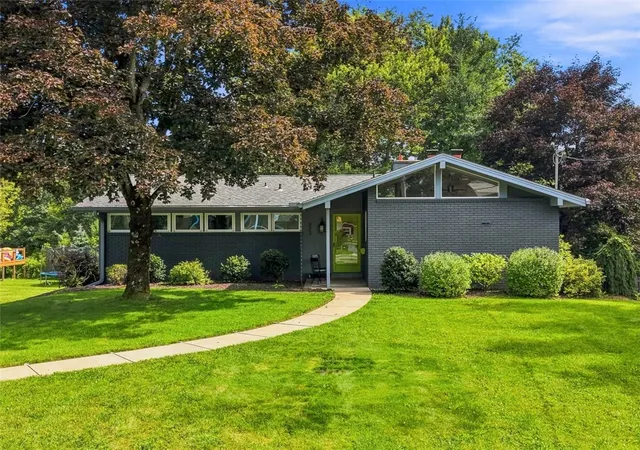 Single family home for sale at 323 Tadmar Ave, Ross Twp, PA 15237 | MLS# 1773259