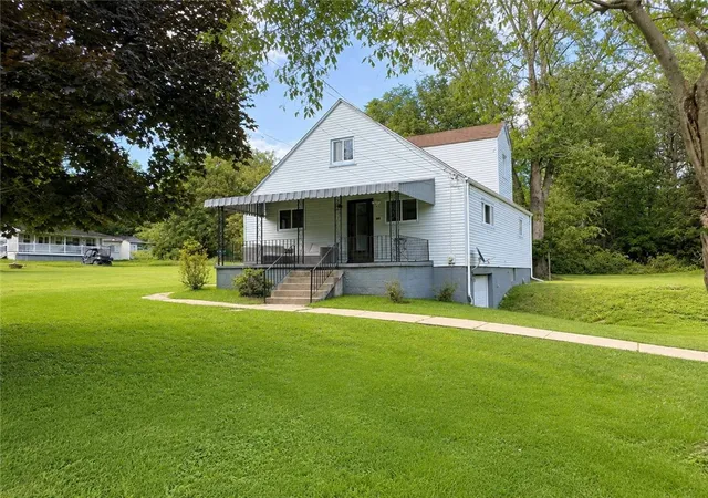 Photo 2 of Sale Pending at 4818 Josephine, Hampton, PA 15044 | MLS# 1774367 | Listing updated on 2026-10-22