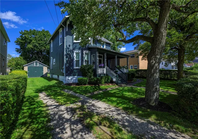 Photo 3 of Single family home for sale at 426 W Diamond St, City Of But Sw, PA 16001 | MLS# 1774413 | Listing updated on 2026-09-28