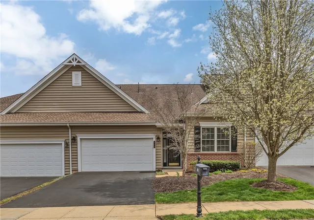 Photo 1 of Condo for sale at 254 Patriot Ln, Economy, PA 15042 | MLS# 1774398 | Listing updated on 2026-09-14