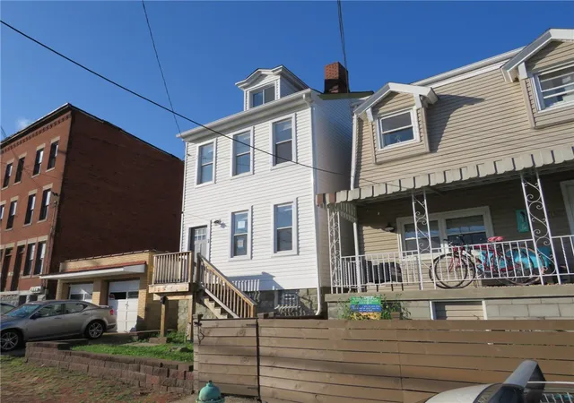 Photo 3 of Single family home for sale at 3108 Jane St, South Side, PA 15203 | MLS# 1774427 | Listing updated on 2026-10-14