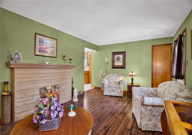 Photo 3 of Single family home for sale at 5237 Gardenville Rd, Bethel Park, PA 15236 | MLS# 1774419 | Listing updated on 2026-10-20