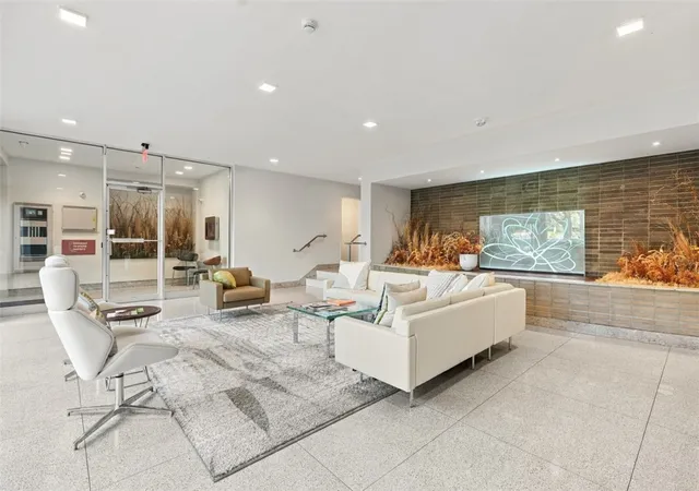 Photo 3 of Condo for sale at 154 N Bellefield Ave #42, Oakland, PA 15213 | MLS# 1773384 | Listing updated on 2026-10-05