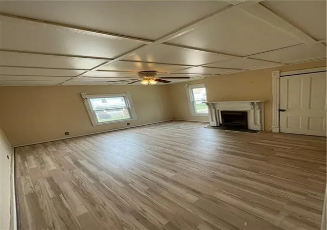Listing Photo 3 - Condo for sale in building located at 330 Shaw St, New Castle, PA 16101