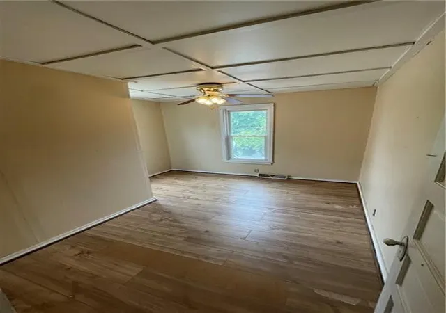 Photo 7 of Multi family home for sale at 330 Shaw St, New Castle, PA 16101 | MLS# 1774378 | Listing updated on 2026-09-14