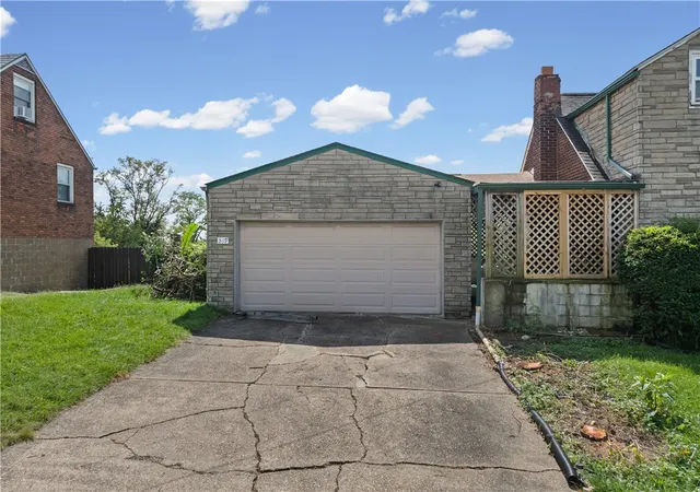 Photo 2 of Single family home for sale at 3119 Orris Rd, N Versailles, PA 15137 | MLS# 1773964 | Listing updated on 2026-09-17
