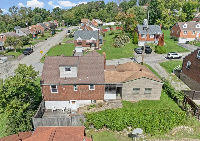 Photo 3 of Single family home for sale at 3119 Orris Rd, N Versailles, PA 15137 | MLS# 1773964 | Listing updated on 2026-09-17