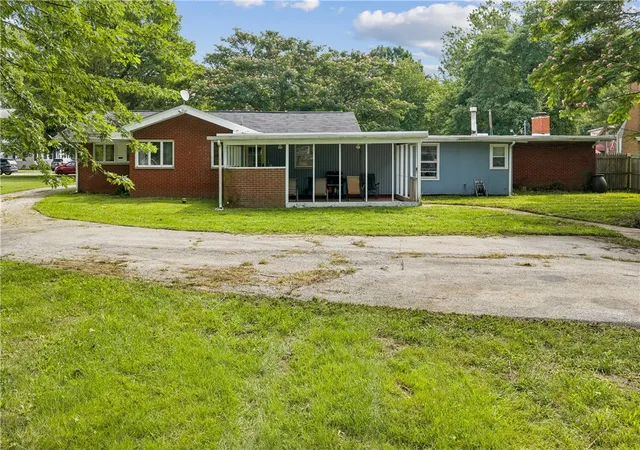 Photo 3 of Single family home for sale at 115 Samuel St, Chippewa Twp, PA 15010 | MLS# 1774461 | Listing updated on 2026-09-14