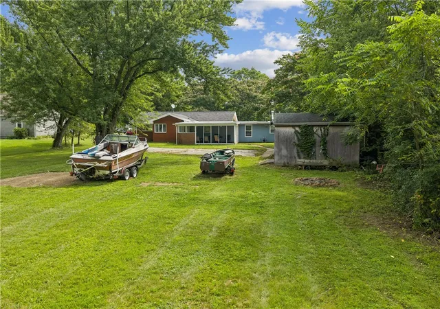Photo 4 of Single family home for sale at 115 Samuel St, Chippewa Twp, PA 15010 | MLS# 1774461 | Listing updated on 2026-09-14