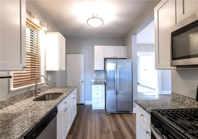 Photo 3 of Single family home for sale at 101 Craighead St, Mt Washington, PA 15211 | MLS# 1774486 | Listing updated on 2026-09-14
