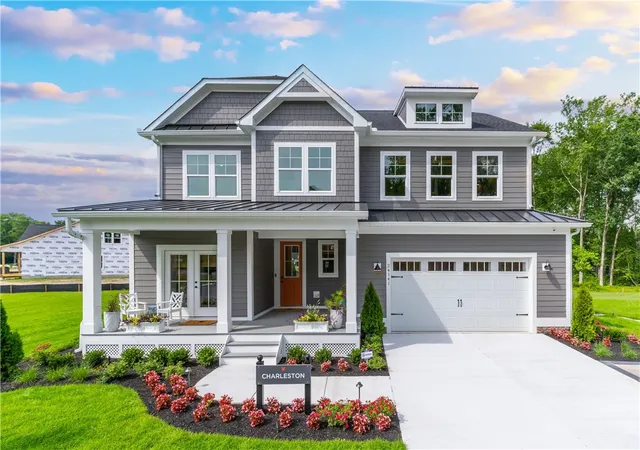 Photo 3 of Single family home for sale at 105 Shadow Ridge Dr, Penn Twp, PA 16002 | MLS# 1773715 | Listing updated on 2026-10-11
