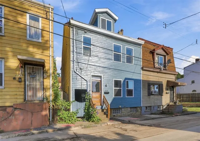 Photo 3 of Single family home for sale at 2034 Ley St, Troy Hill, PA 15212 | MLS# 1771970 | Listing updated on 2026-09-14