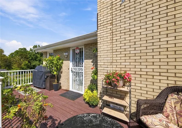 Photo 4 of Single family home for sale at 67 Magee Ave, Valencia Boro, PA 16059 | MLS# 1774306 | Listing updated on 2026-09-15