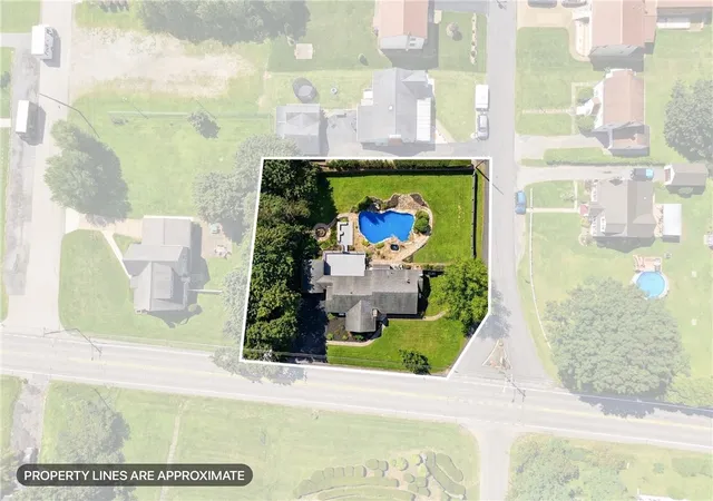 Photo 3 of Single family home for sale at 101 Old Hickory Ln, Westmont Hilltop School District, PA 15905 | MLS# 1774452 | Listing updated on 2026-09-15