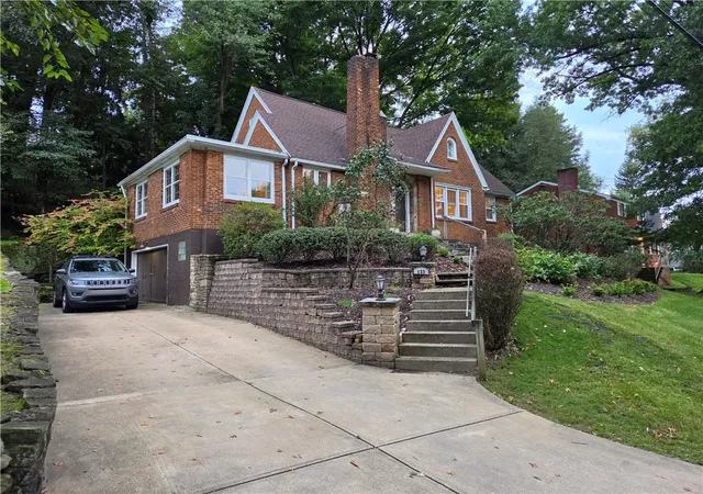 Photo 2 of Single family home for sale at 133 Spring Grv, Penn Hills, PA 15235 | MLS# 1774498 | Listing updated on 2026-10-11