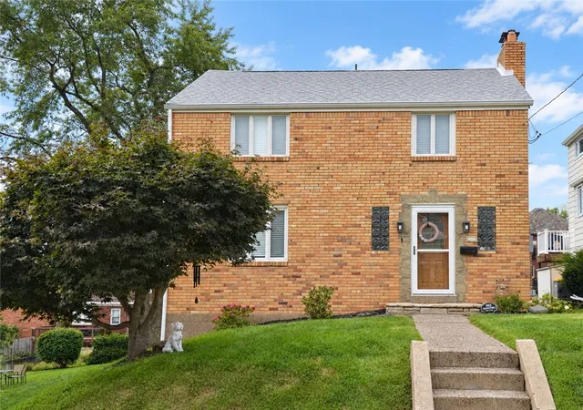 Photo 1 of Single family home for sale at 3056 Earlsmere Ave, Dormont, PA 15216 | MLS# 1773870 | Listing updated on 2026-09-15
