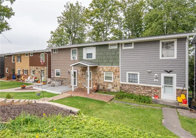Photo 3 of Townhouse for sale at 742 S Shore Trl, Indian Lake Boro, PA 15926 | MLS# 1774460 | Listing updated on 2026-09-14