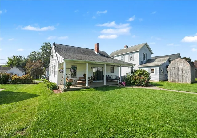 Photo 2 of Single family home for sale at 228 Hazel Ave, Ellwood City, PA 16117 | MLS# 1774512 | Listing updated on 2026-09-15