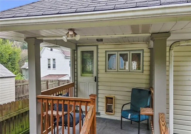 Photo 2 of Sale Pending at 432 E 1/2 Prospect Ave, City Of Washington, PA 15301 | MLS# 1774535 | Listing updated on 2026-10-13