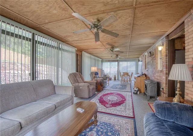 Photo 4 of Single family home for sale at 213 Tartline Dr, Shaler, PA 15116 | MLS# 1774341 | Listing updated on 2026-10-15