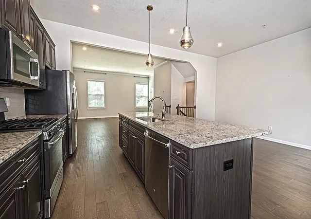 Photo 4 of Townhouse for sale at 2017 Hemlock Ln, Marshall, PA 16046 | MLS# 1774505 | Listing updated on 2026-10-18