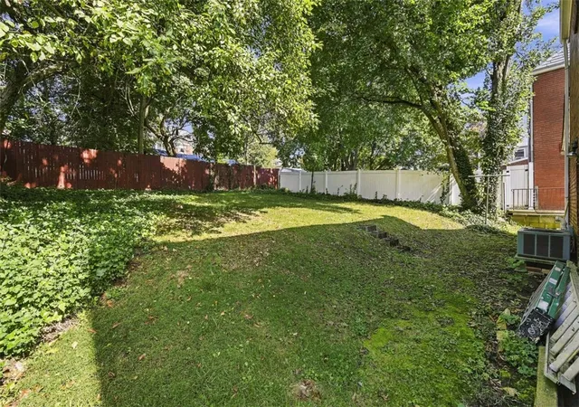 Photo 3 of Single family home for sale at 24 Wheeler Ave, Ingram, PA 15205 | MLS# 1774305 | Listing updated on 2026-10-22