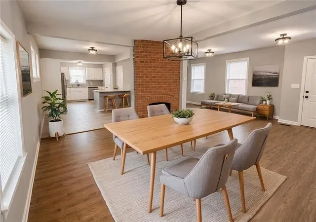Photo 3 of Single family home for sale at 404 Washington Ave, Oakmont, PA 15139 | MLS# 1774333 | Listing updated on 2026-10-14