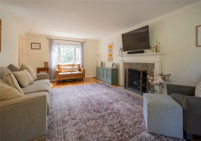Photo 3 of Sale Pending at 131 E Bruceton Rd, Pleasant Hills, PA 15236 | MLS# 1773985 | Listing updated on 2026-10-20