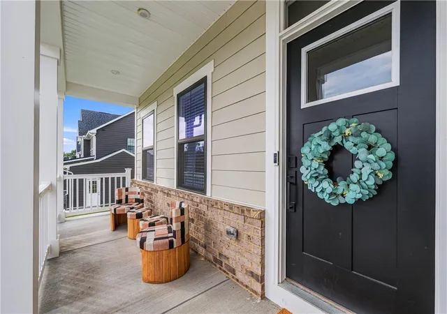 Photo 2 of Sale Pending at 6032 Hadley Farms Ln, Marshall, PA 15005 | MLS# 1773149 | Listing updated on 2026-10-15