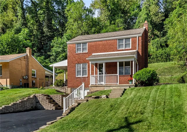 Photo 2 of Single family home for sale at 431 Filmore Rd, Forest Hills Boro, PA 15221 | MLS# 1774528 | Listing updated on 2026-10-21