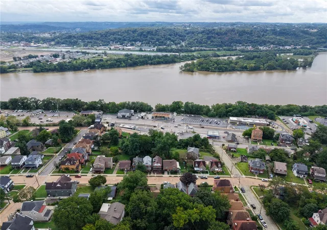 Photo 36 of Single family home for sale at 528 Roosevelt Ave, Bellevue, PA 15202 | MLS# 1774612 | Listing updated on 2026-10-12